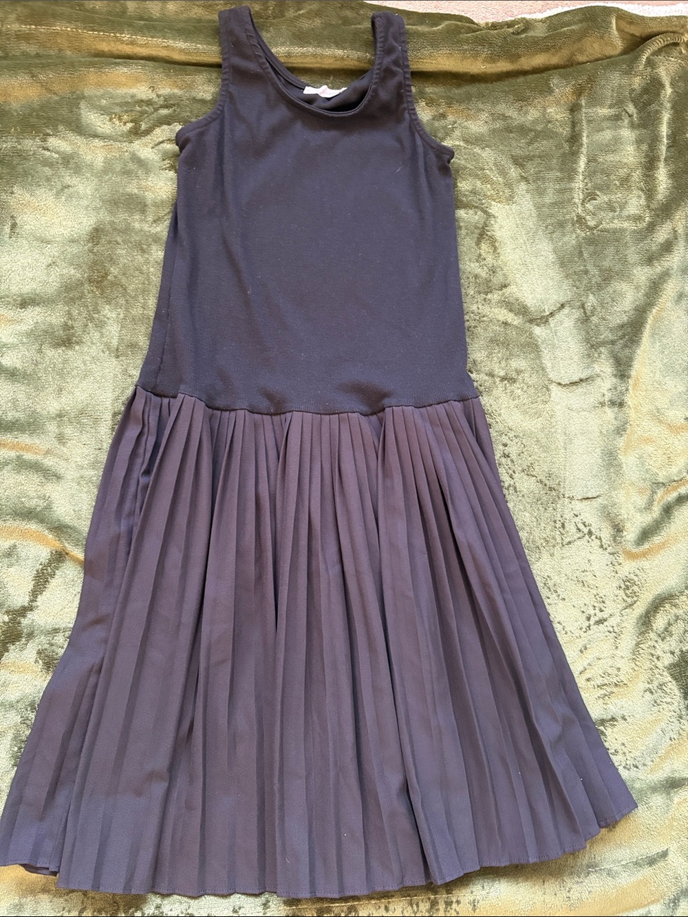 Sleeveless Pleated Party Dress - Black